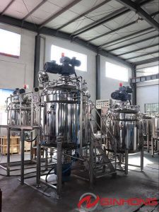 Nigerian Customer Came to Ginghong for Inspection of 1000 liters Vacuum Homogenization Mixer